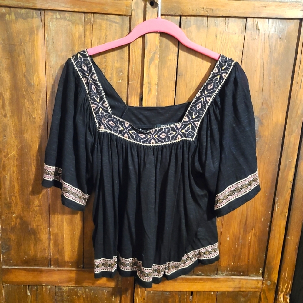 Forever 21 off shoulder top